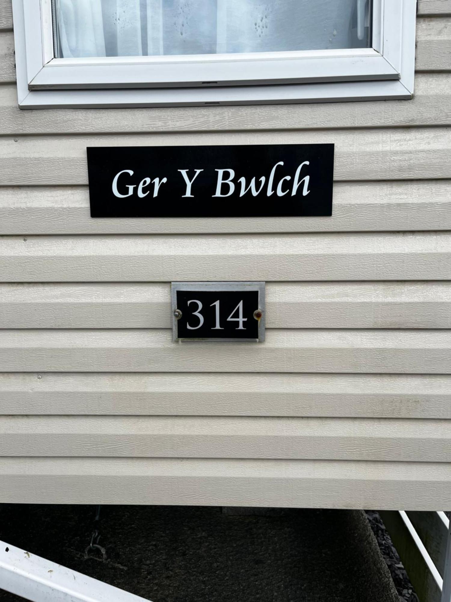Ger-Y-Bwlch - Spacious Static On 5Star Site With Swimming Pool Benllech Exterior foto